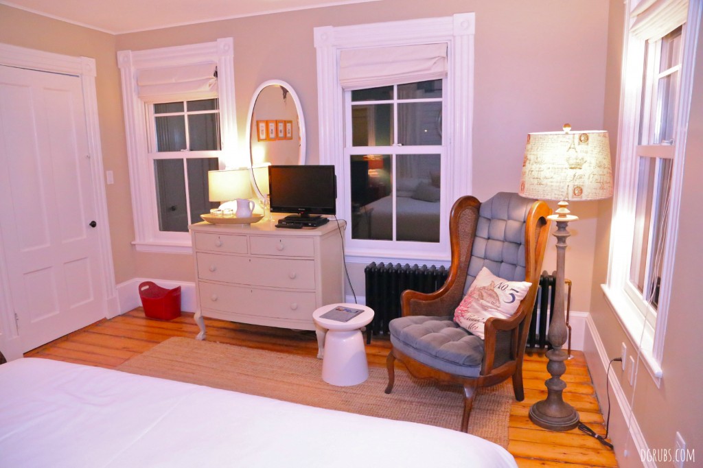 woods hole inn 2